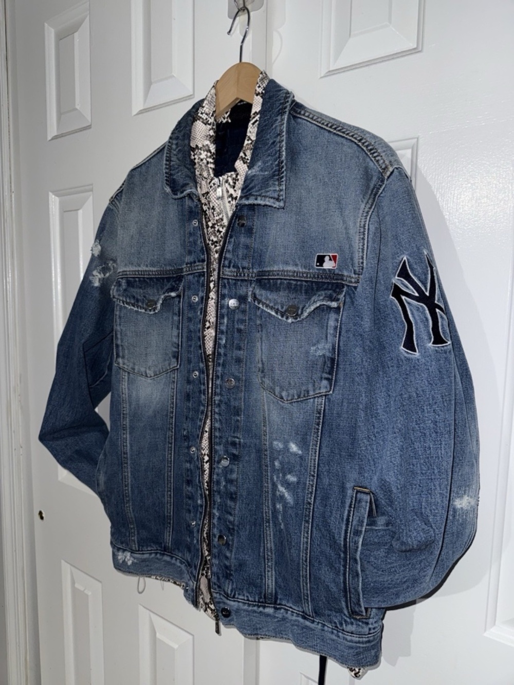 KITH MLB New York Yankees Denim Jacket Set L Snakeskin Pattern Embroidered Logo